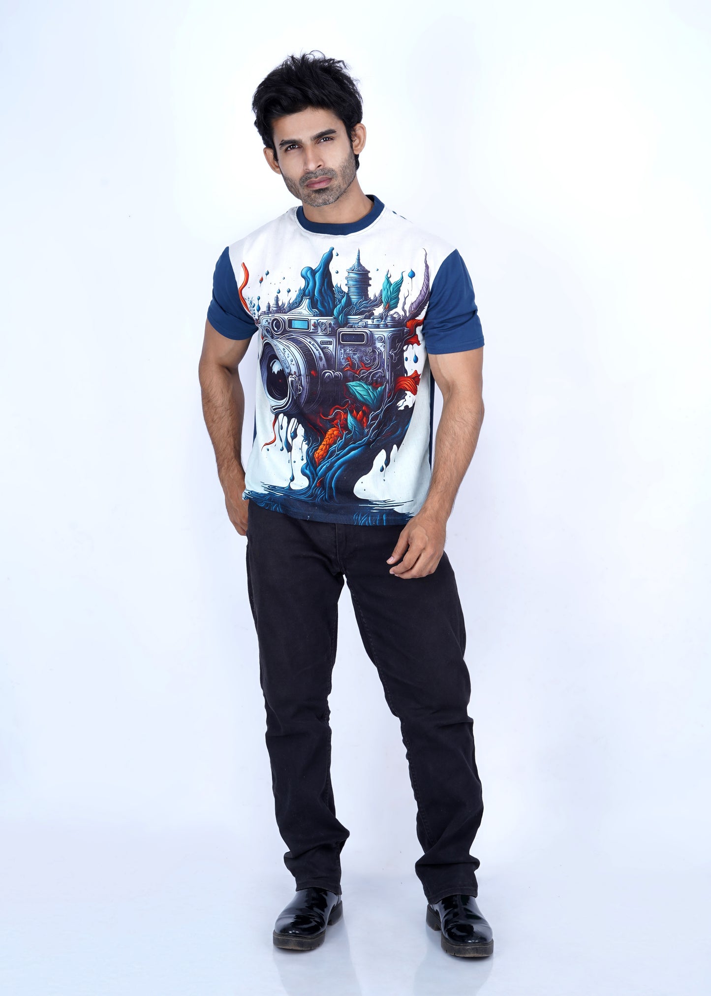 🎥 "Frame Life in Style"   100% Organic Cotton T-Shirt.